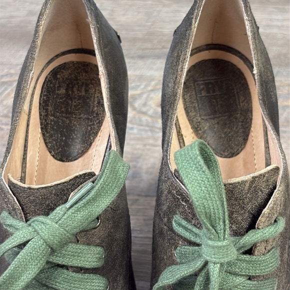 Frye HARLOW Oxford Heels Size 9.5 - Picture 13 of 13